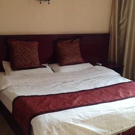 Yinhao Business Hotel Dazhong Esterno foto
